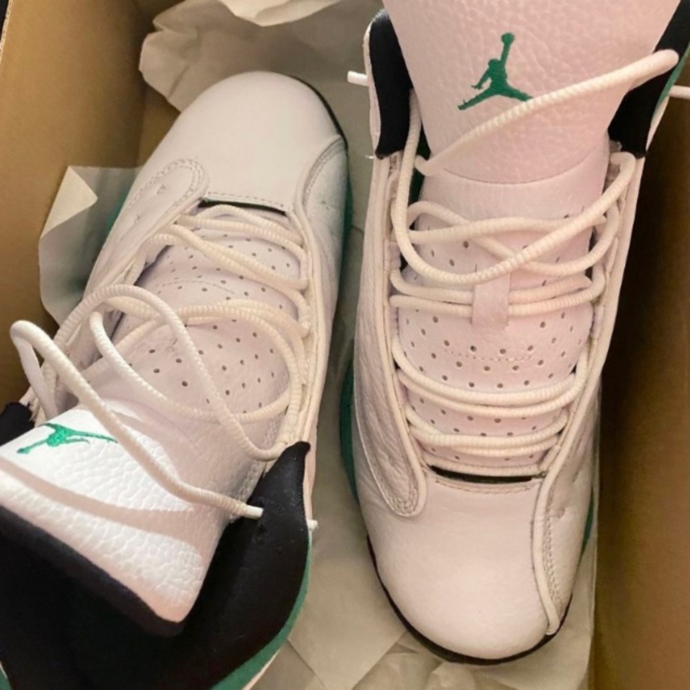 Size 7 Jordan 13’s , Worn Once.